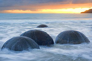 Moerakibolders1